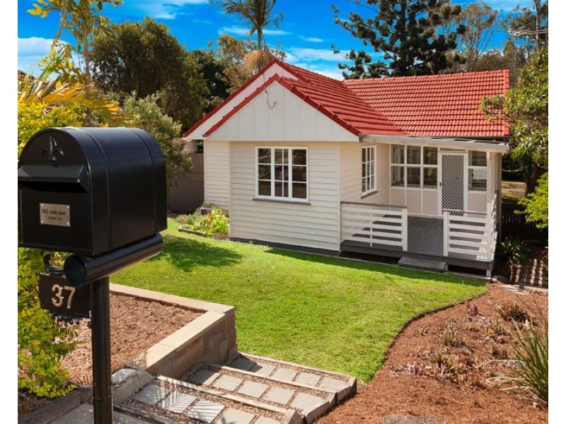 37 White Street, Wavell Heights QLD 4012