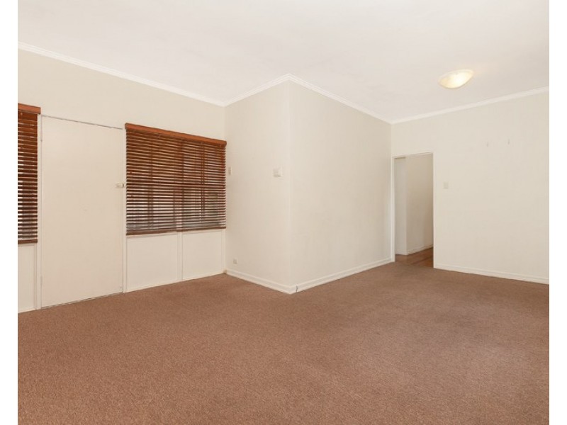 37 White Street, Wavell Heights QLD 4012