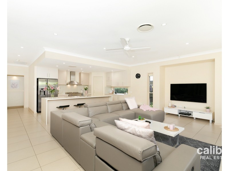 12 Elkhorn Court, North Lakes QLD 4509