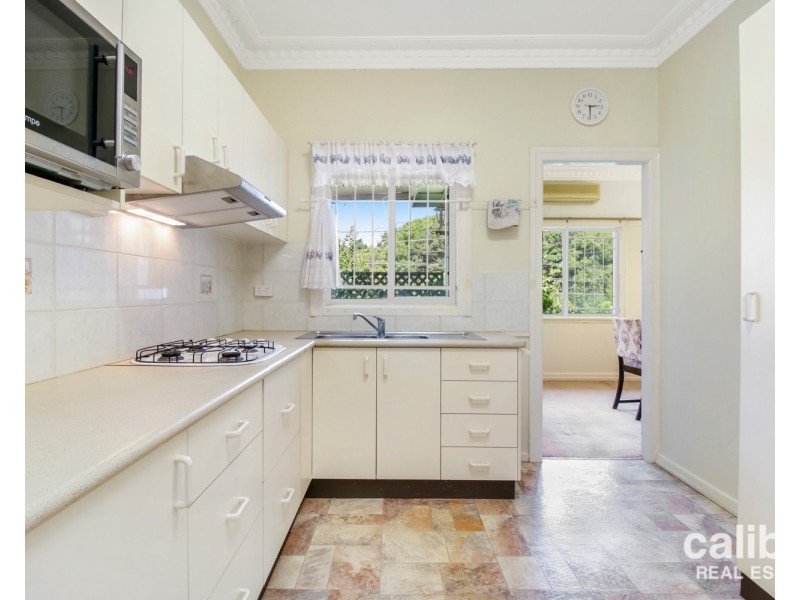 9 Moola Road, Ashgrove QLD 4060