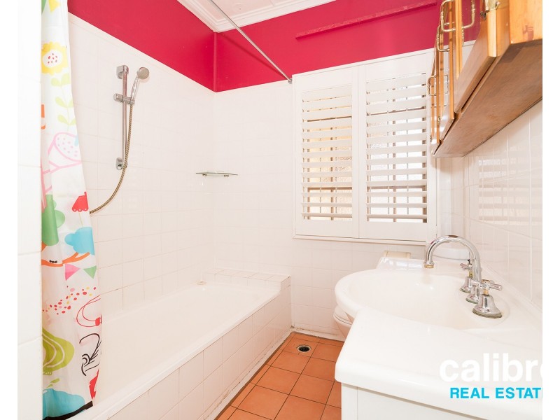 74 St Johns Avenue, Ashgrove QLD 4060
