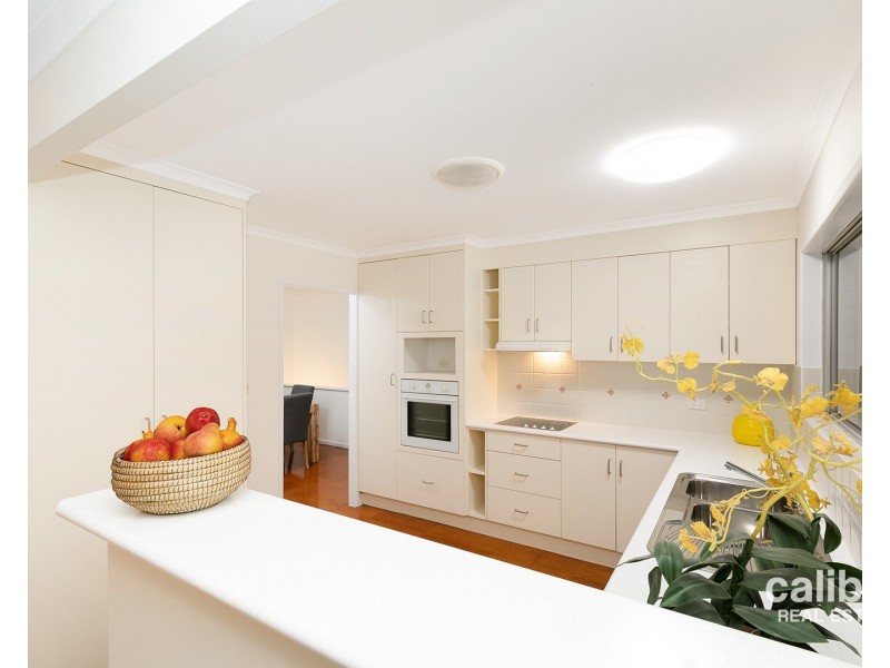 8 Tallawong Place, The Gap QLD 4061