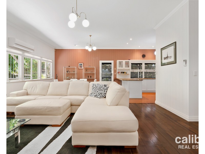 21 Rosewood Street, Bardon QLD 4065