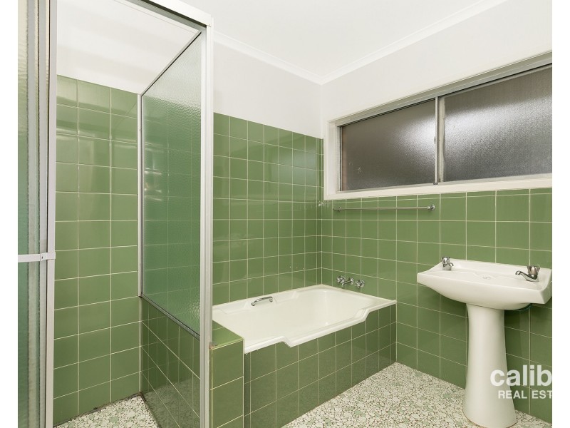 18 Wyman Street, Stafford Heights QLD 4053