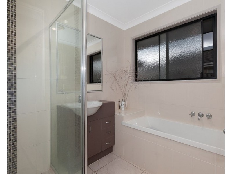 10 Daryl Reinhardt Street, Redbank Plains QLD 4301