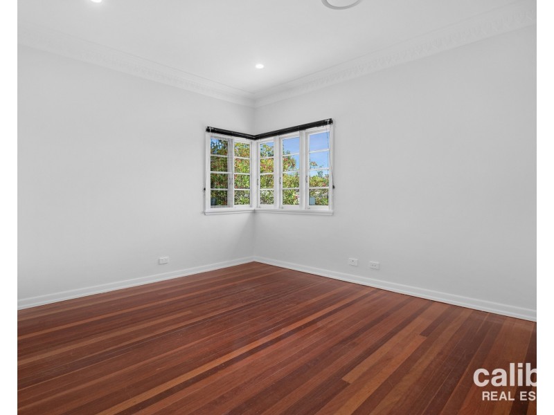 208 Edinburgh Castle Road, Wavell Heights QLD 4012