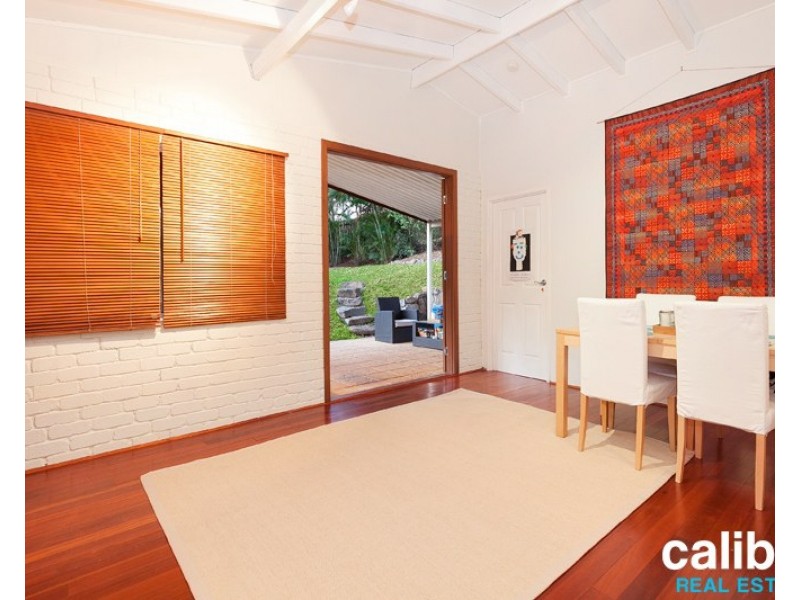 27 Bathurst Street, Red Hill QLD 4059