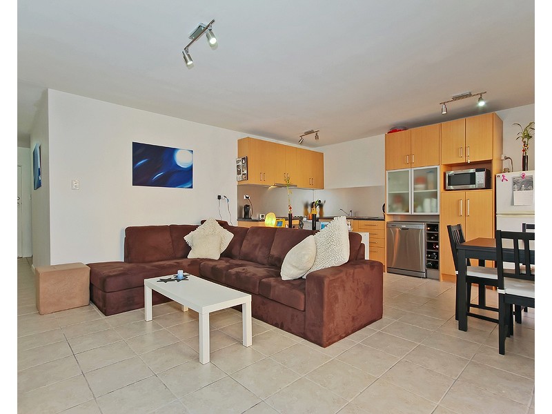 4/421 Sandgate Road, Albion QLD 4010