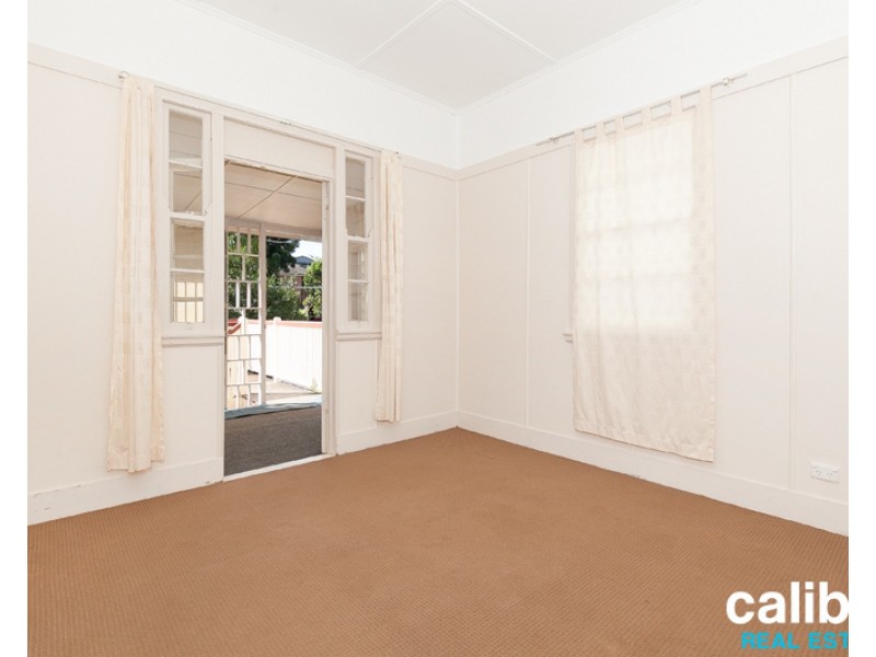 51 Empress Terrace, Bardon QLD 4065