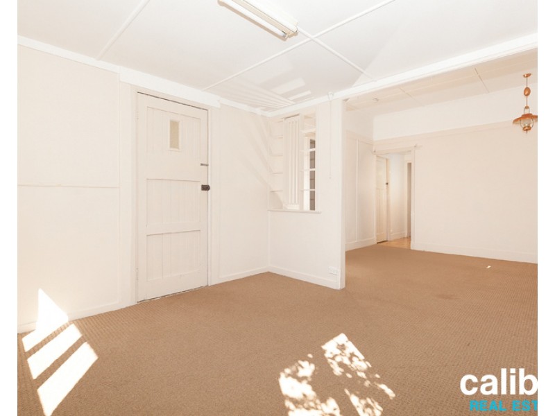 51 Empress Terrace, Bardon QLD 4065