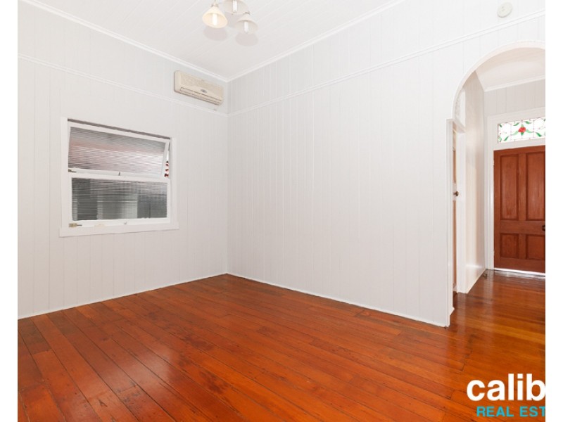 23 Kent Street, Red Hill QLD 4059