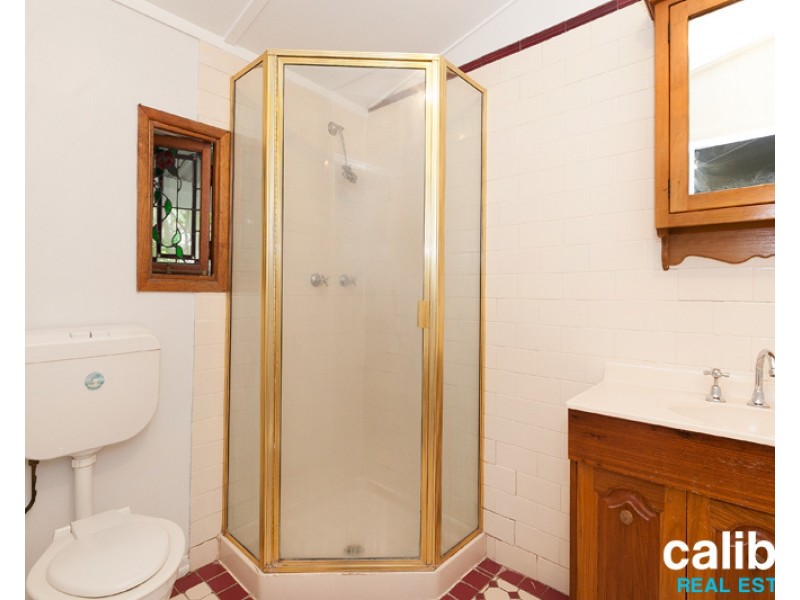 23 Kent Street, Red Hill QLD 4059