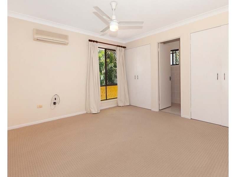 12 Flintstone Street, Sunnybank Hills QLD 4109