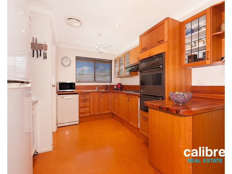 15 Desbet Street, The Gap QLD 4061