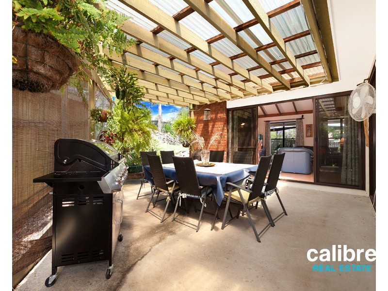 15 Desbet Street, The Gap QLD 4061