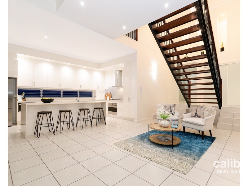 2 Dewberry Place, Bridgeman Downs QLD 4035