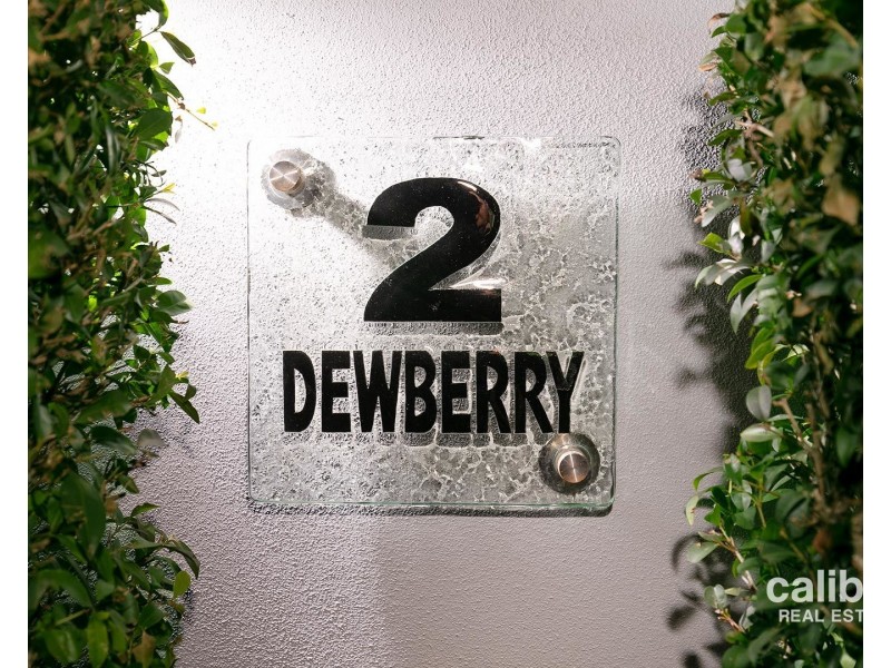 2 Dewberry Place, Bridgeman Downs QLD 4035