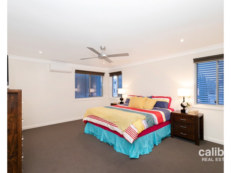 2 Dewberry Place, Bridgeman Downs QLD 4035