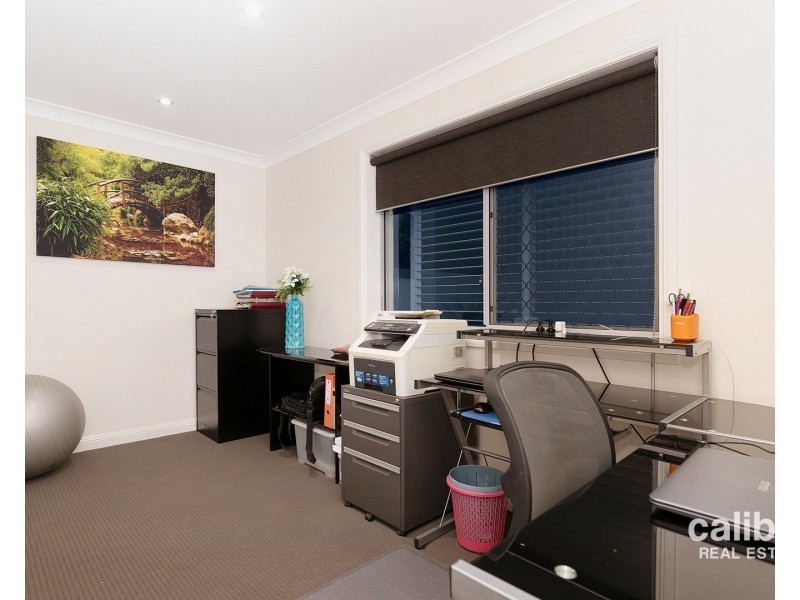 2 Dewberry Place, Bridgeman Downs QLD 4035