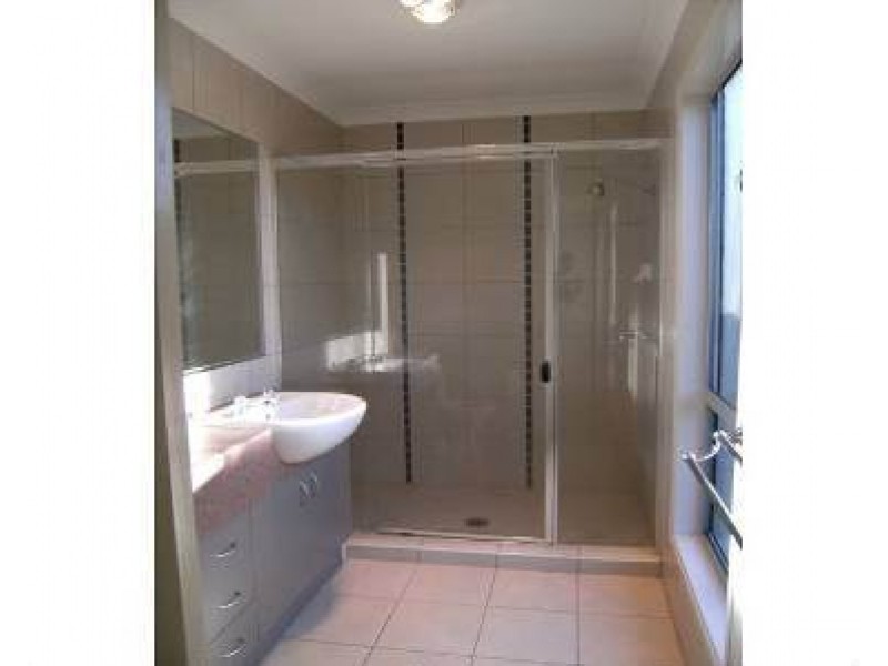 95 Collins Street, Collingwood Park QLD 4301