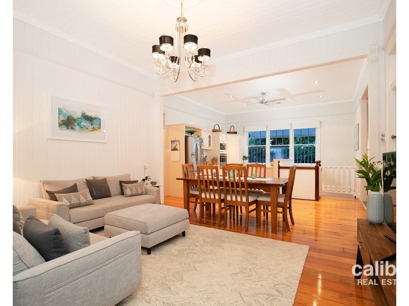 120 Simpsons Road, Bardon QLD 4065