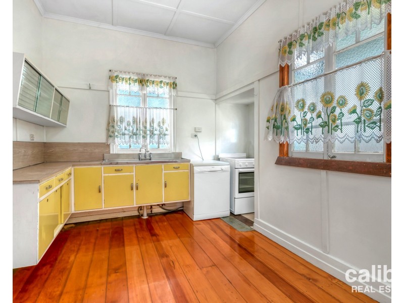 36 Earl Street, Greenslopes QLD 4120