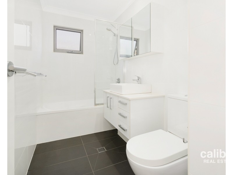 1/22 Panitya Street, Greenslopes QLD 4120