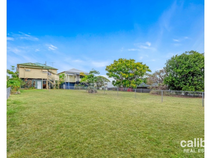 14 Chatsworth Road, Greenslopes QLD 4120
