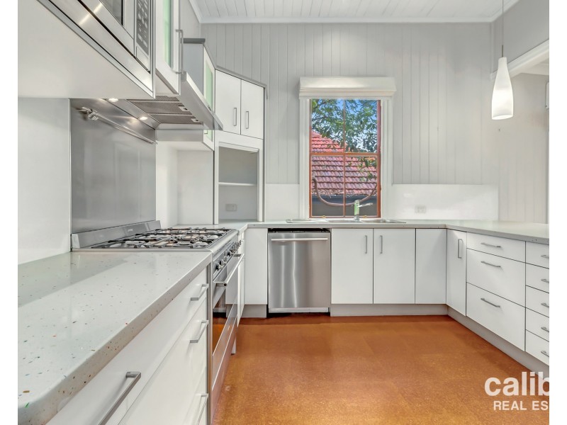 12 Moulton Street, Ashgrove QLD 4060