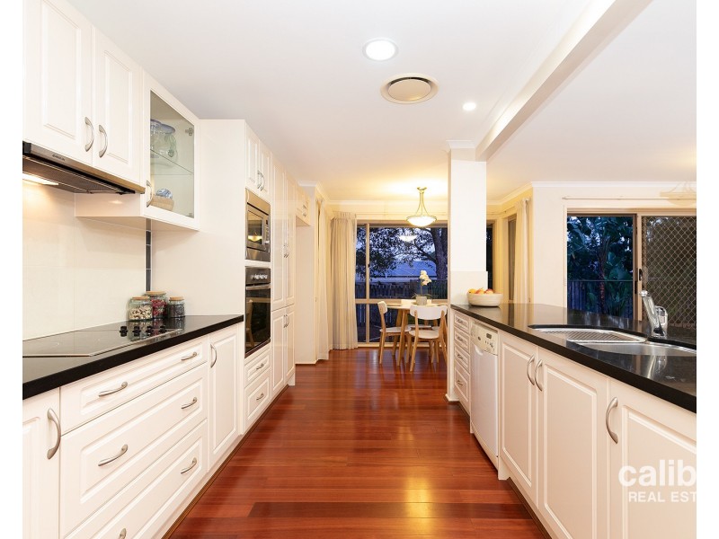 70 Carinya Street, Indooroopilly QLD 4068