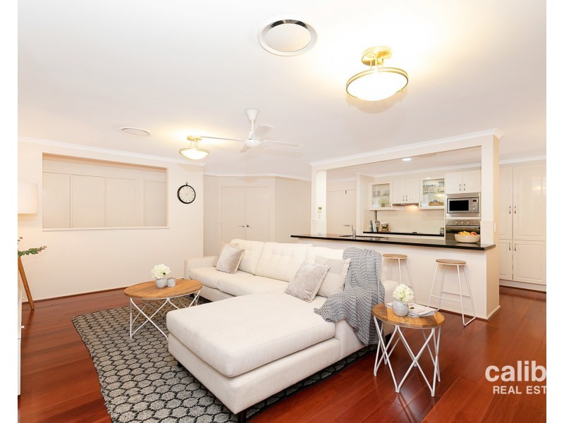 70 Carinya Street, Indooroopilly QLD 4068