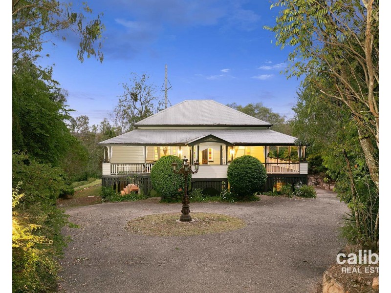 33 Riversleigh Road, Bellbowrie QLD 4070