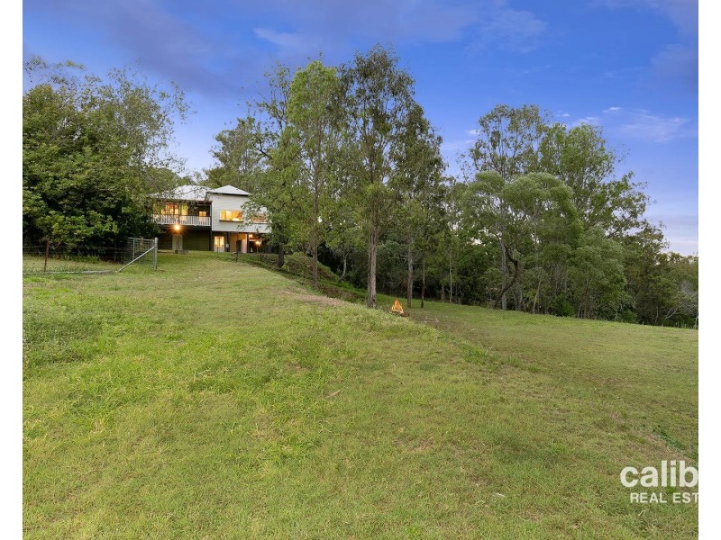 33 Riversleigh Road, Bellbowrie QLD 4070