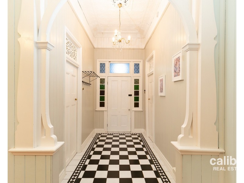 33 Riversleigh Road, Bellbowrie QLD 4070