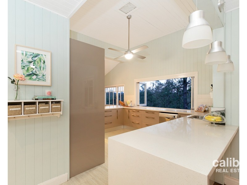 33 Riversleigh Road, Bellbowrie QLD 4070