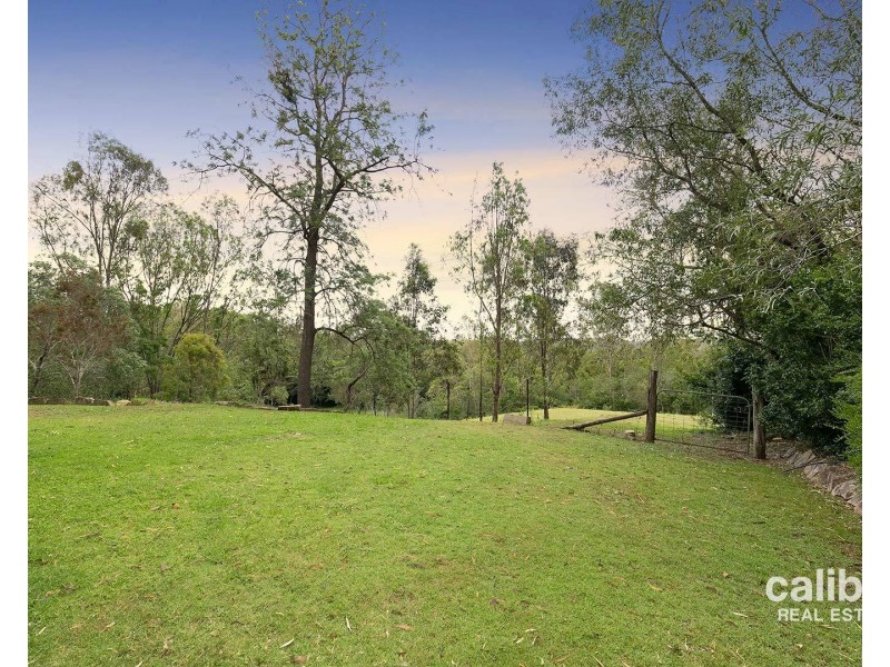 33 Riversleigh Road, Bellbowrie QLD 4070