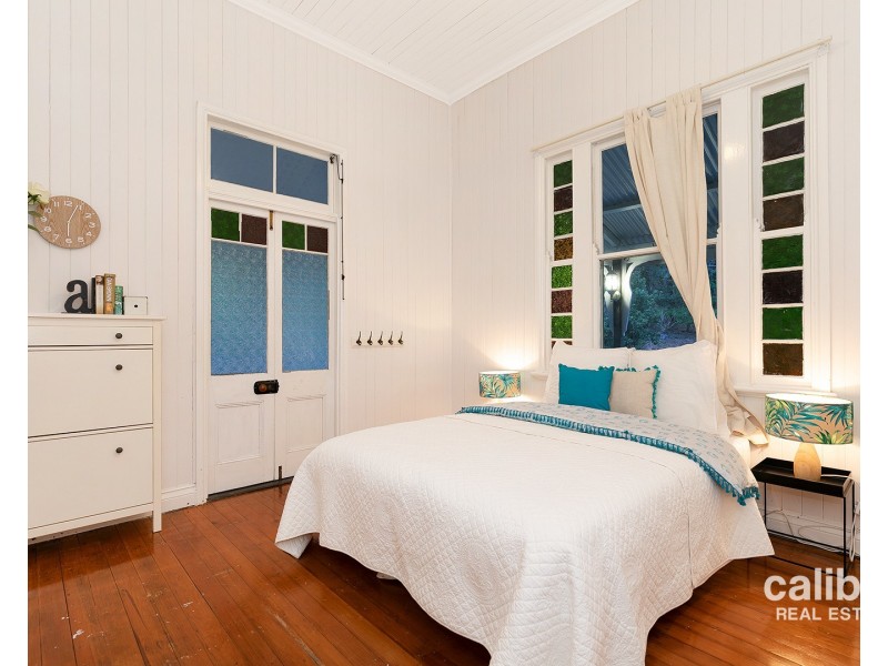 33 Riversleigh Road, Bellbowrie QLD 4070