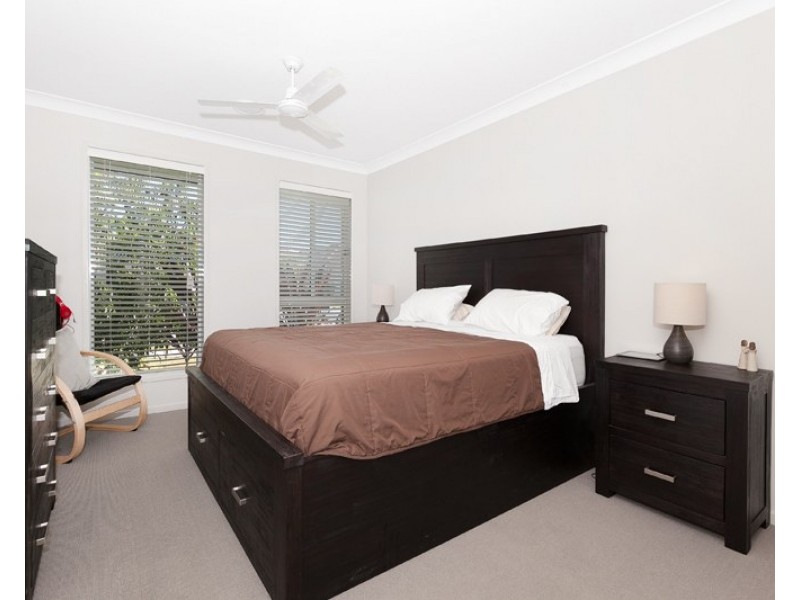 26 Valentine Circuit, Augustine Heights QLD 4300