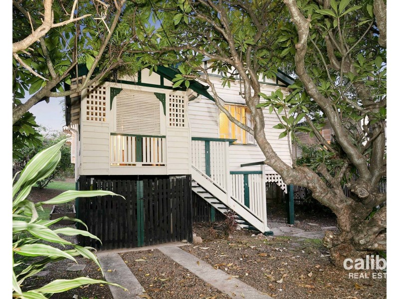 66 Peach Street, Greenslopes QLD 4120