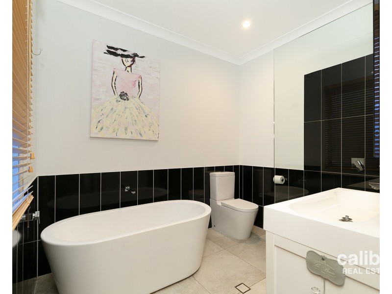 13 Kilbowie Street, The Gap QLD 4061