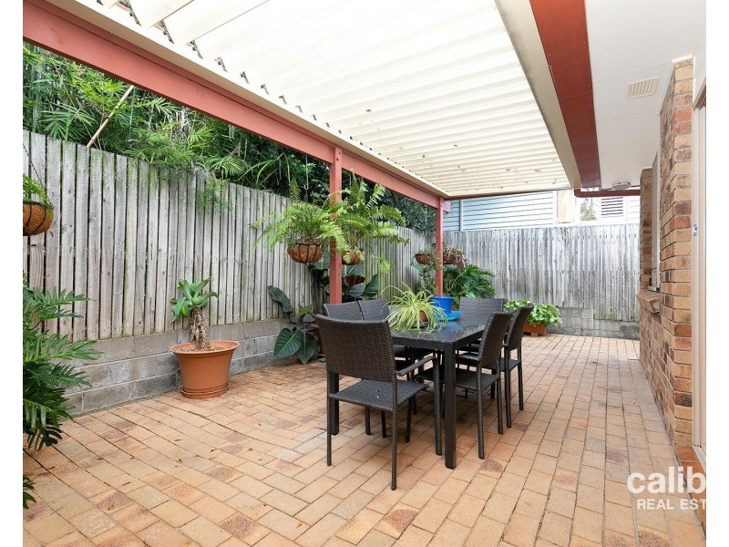 10 Lorward Avenue, Bardon QLD 4065