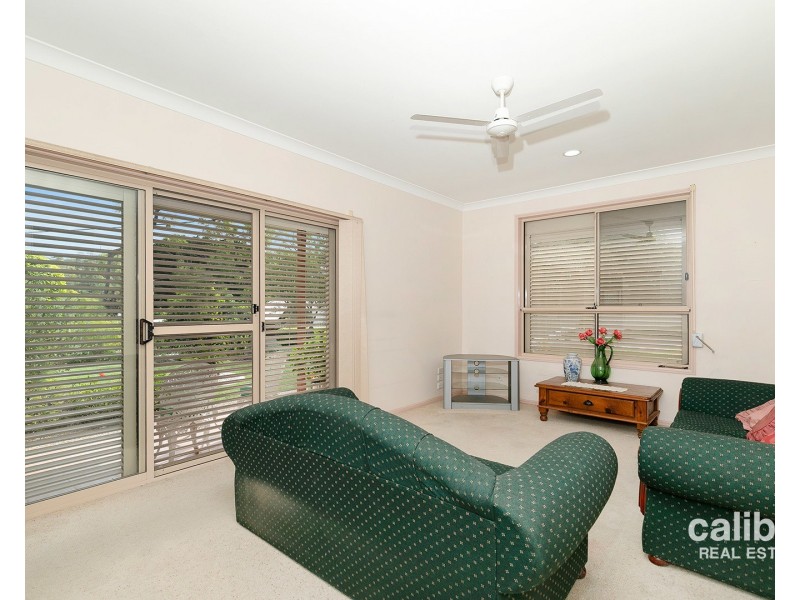 10 Lorward Avenue, Bardon QLD 4065