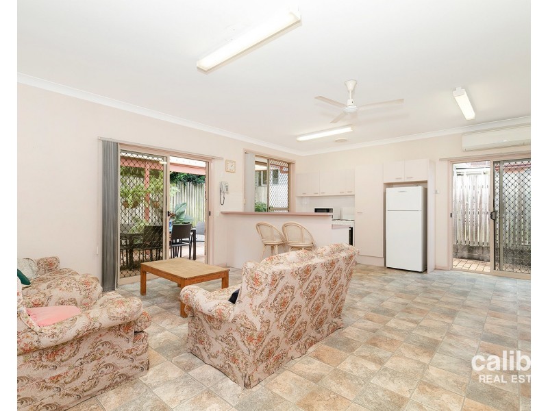 10 Lorward Avenue, Bardon QLD 4065