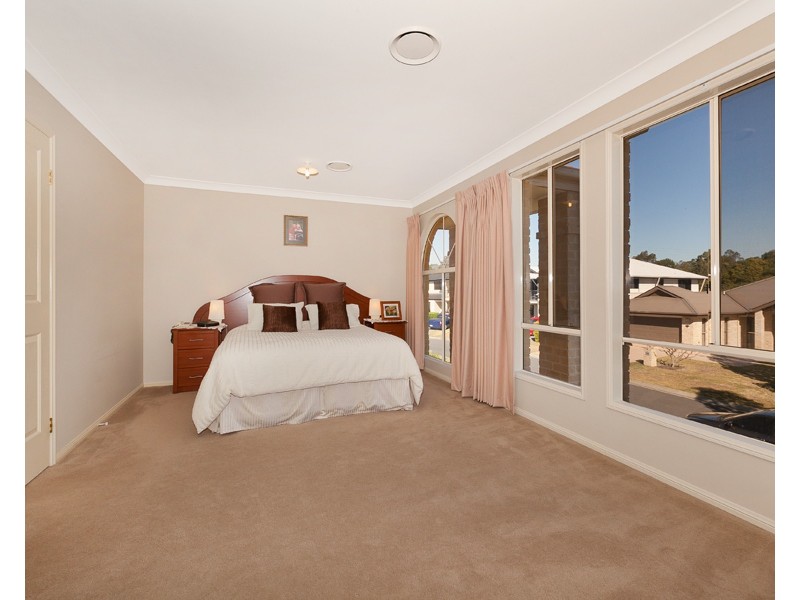 7 Petrie Crescent, Aspley QLD 4034