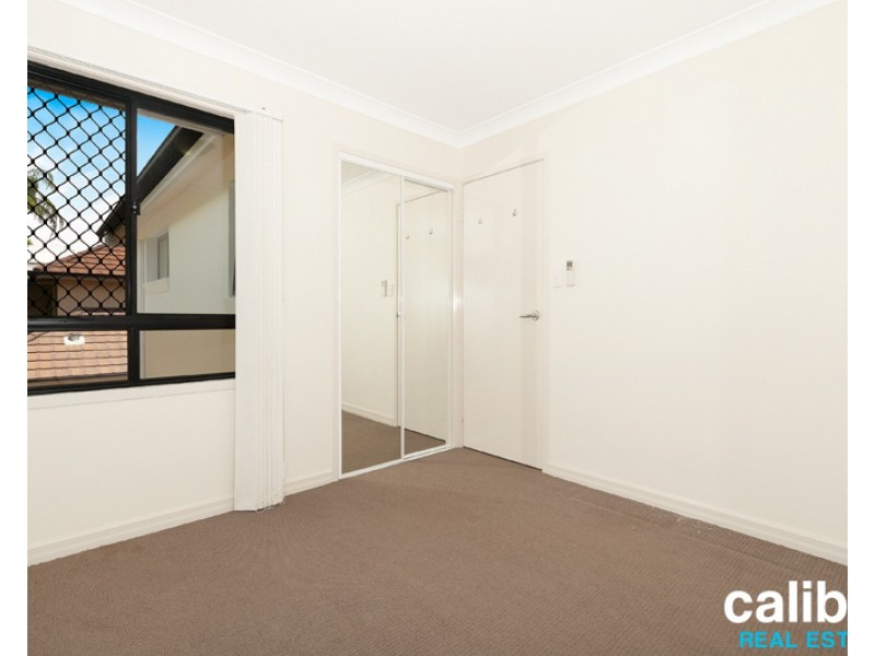 3/8 Sundridge Street, Taringa QLD 4068