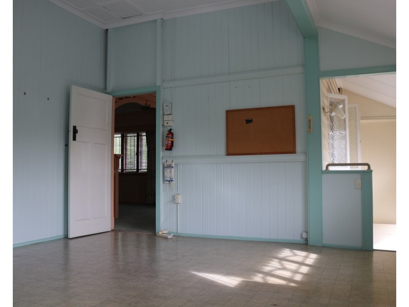 23 Randolph Street, Graceville QLD 4075