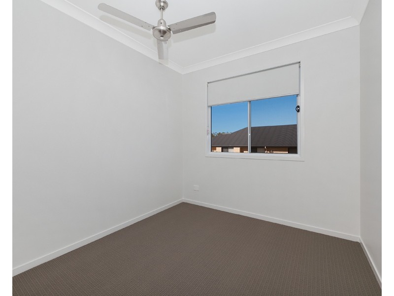32 Parklands Drive, Springfield Lakes QLD 4300