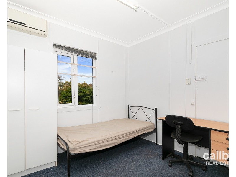 2 Rochester Terrace, Kelvin Grove QLD 4059