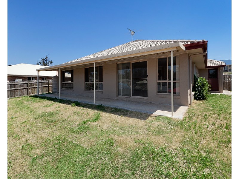29 Eric Drive, Blackstone QLD 4304