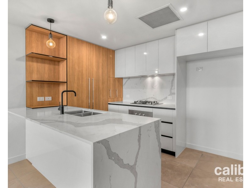 704/24 Augustus Street, Toowong QLD 4066